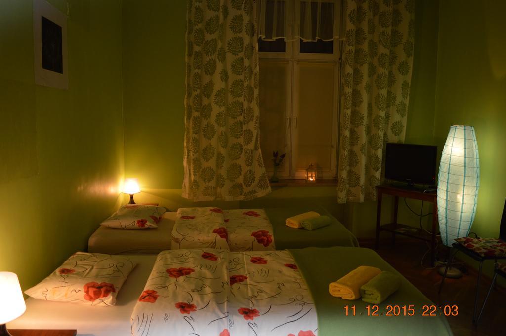 Honey Hostel 克拉科夫 客房 照片