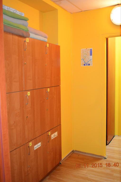 Honey Hostel 克拉科夫 外观 照片